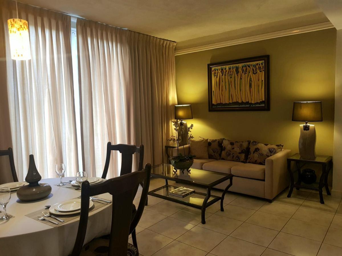 Los Altos Apartments & Studios Манагуа Екстер'єр фото